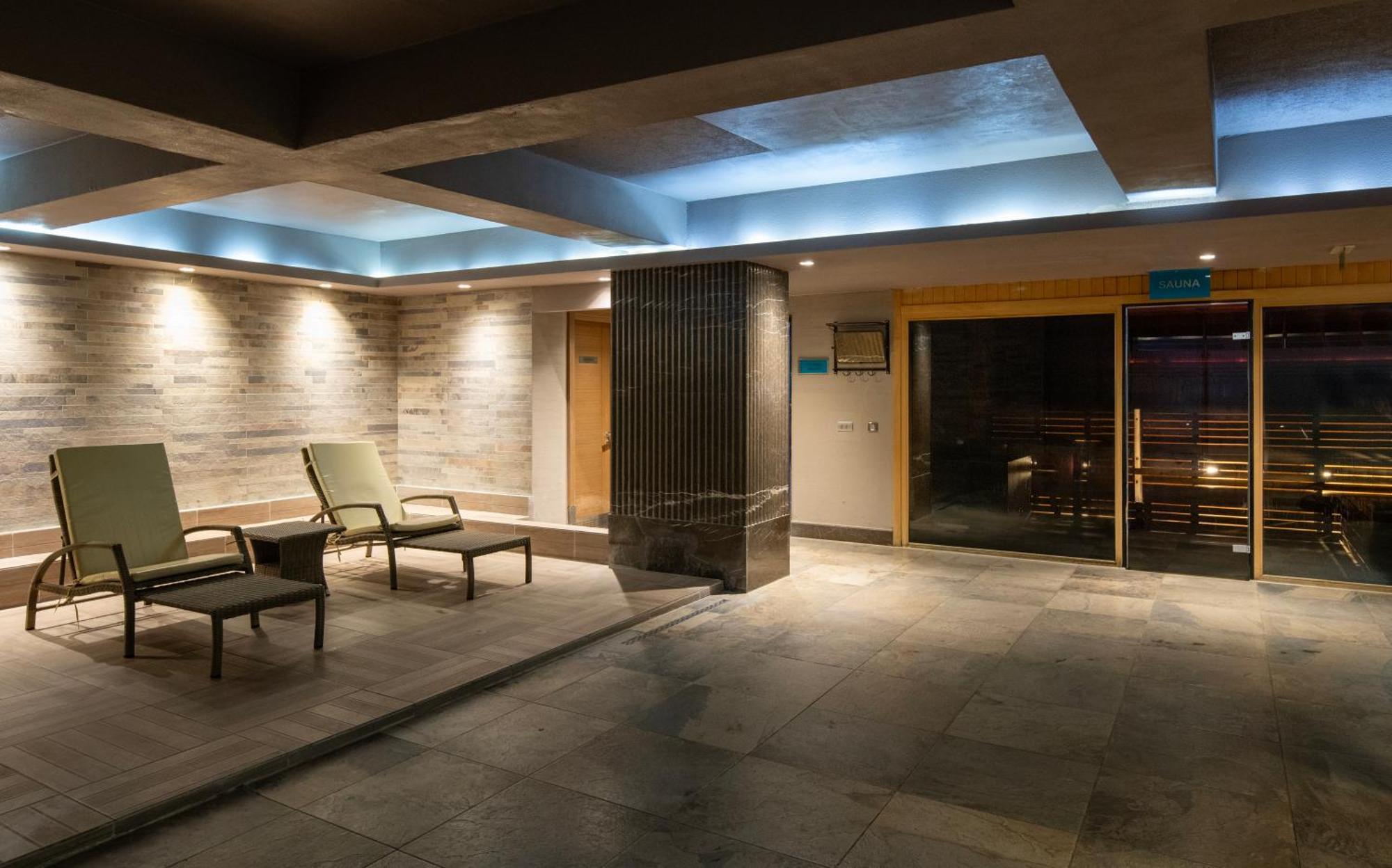 Windsor Hotel & Convention Center อิสตันบูล ภายนอก รูปภาพ The spa at the InterContinental