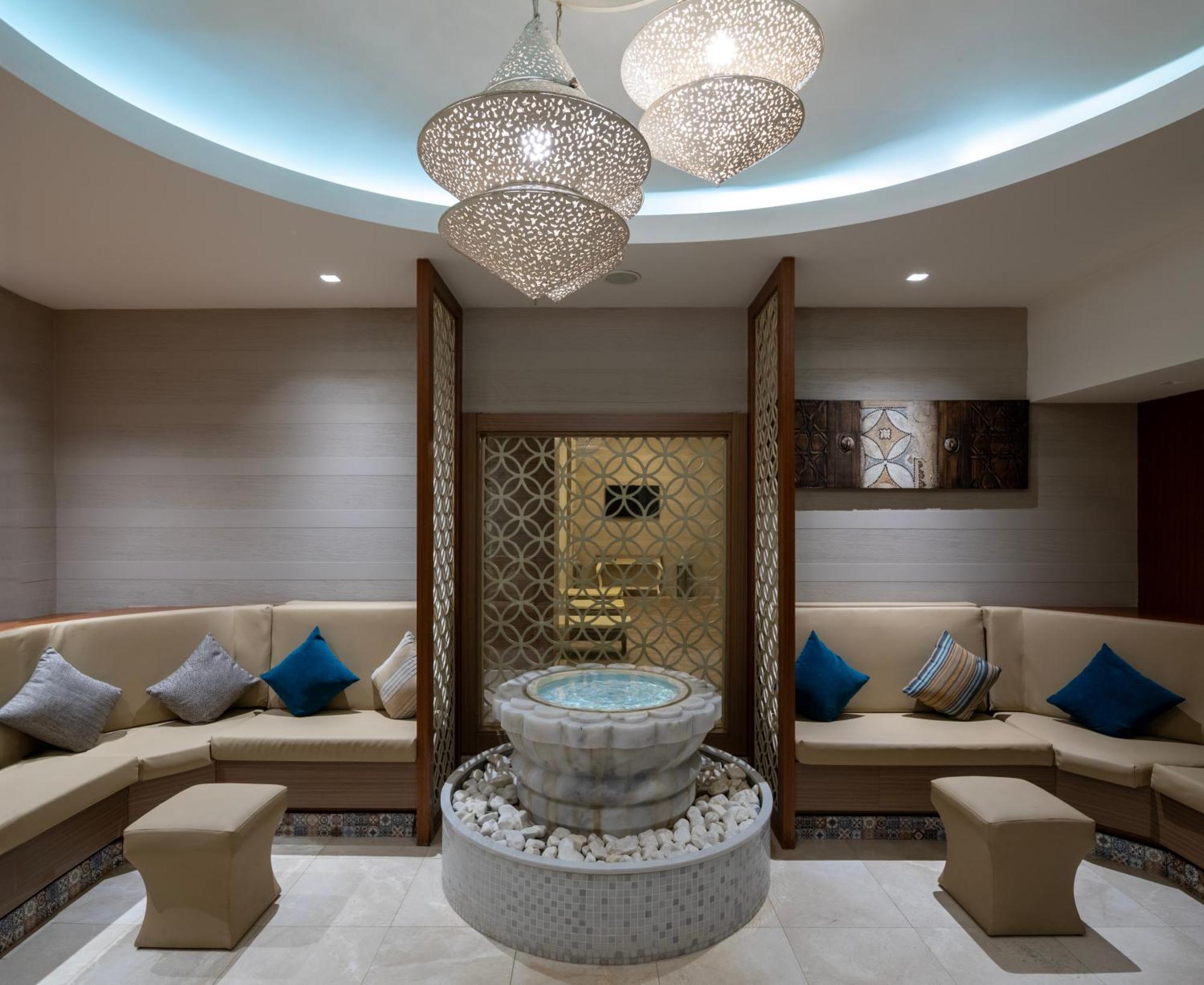 Windsor Hotel & Convention Center อิสตันบูล ภายนอก รูปภาพ The private lounge at the airport