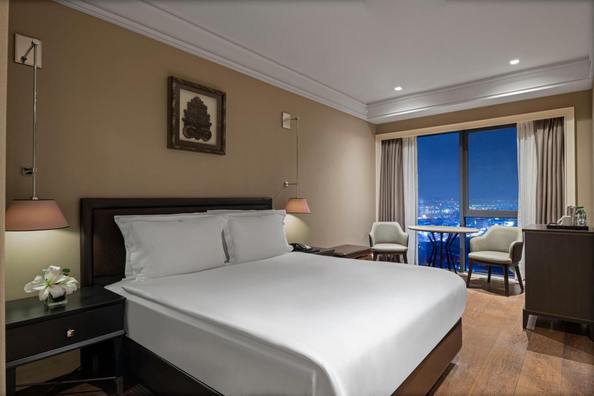 Windsor Hotel & Convention Center อิสตันบูล ภายนอก รูปภาพ